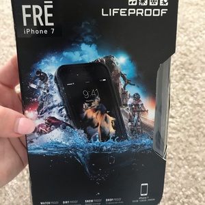 Life proof iPhone 7 case
